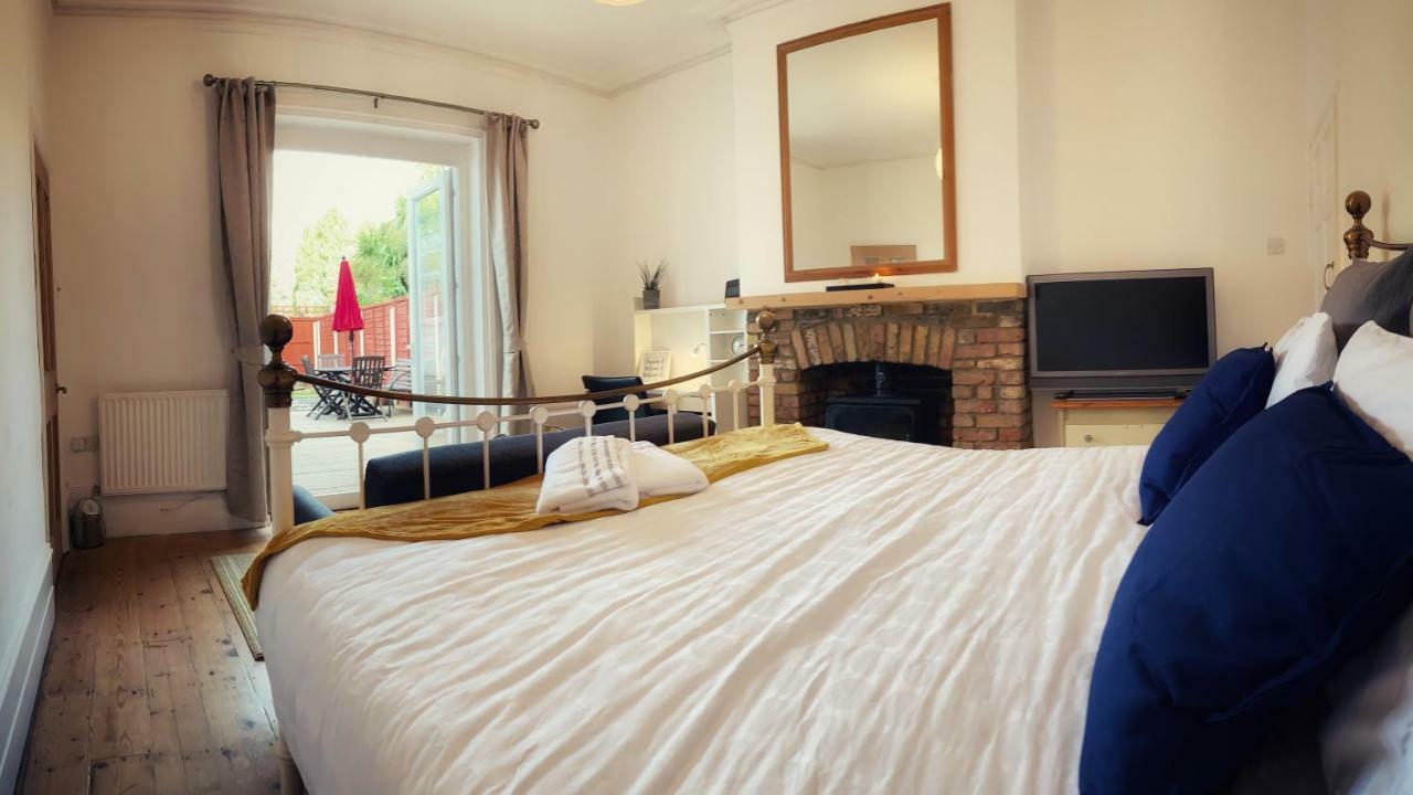 Paul'S Place Near Heathrow 伦敦 外观 照片